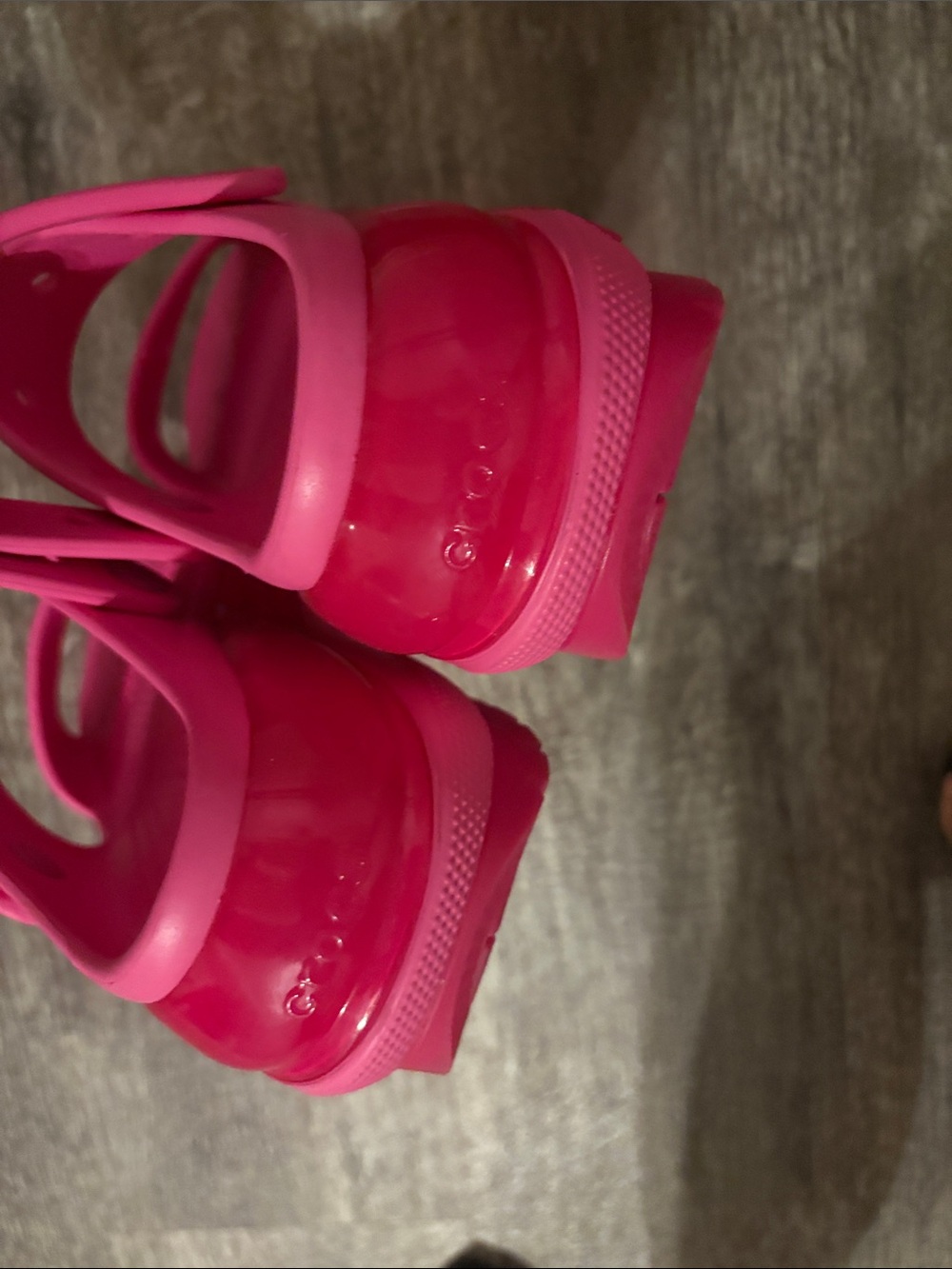 CROCS Mega Crush Women’s Sandals - Juice ~Hot Pink /Red - Picture 6 of 7